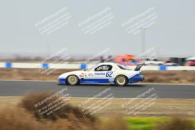 media/Jan-26-2025-CalClub SCCA (Sun) [[cfcea7df88]]/Group 1/Race/